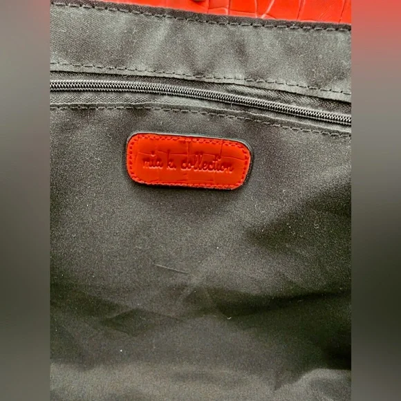 MKF - Sadie Oversize Tote Handbag - Picture 7 of 9